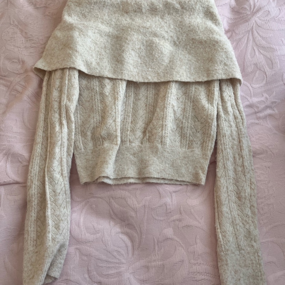 Off the shoulder white/cream top